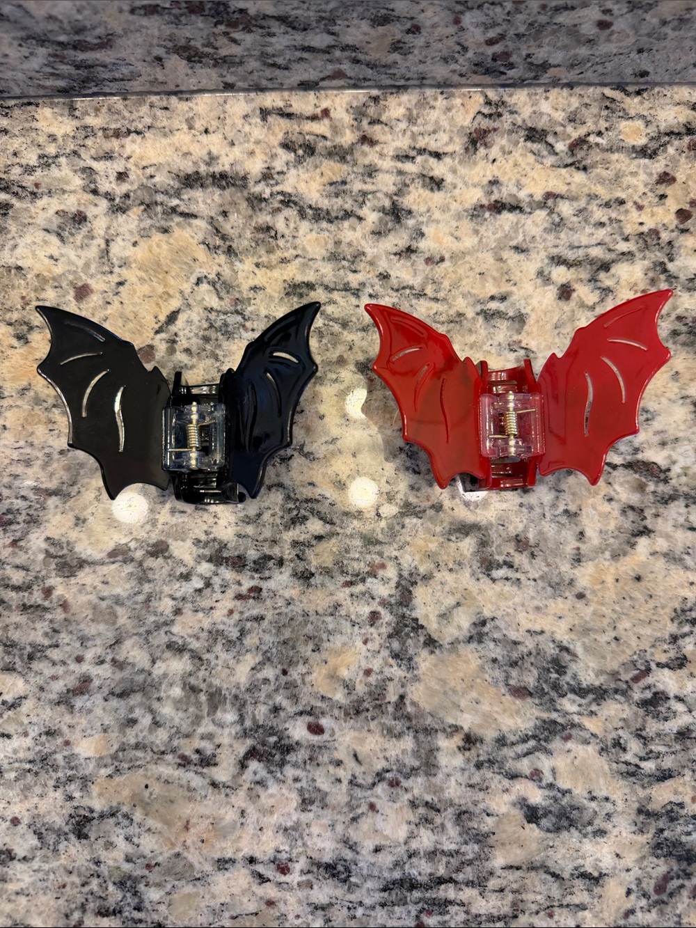 Black and Red Bat Wing Hair Clips 🦇